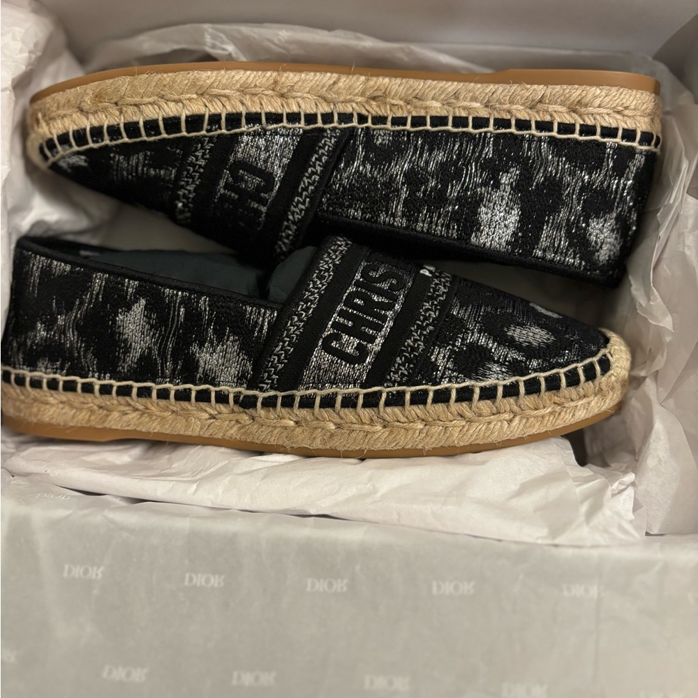 DIOR
Lurex Embroidered Mizza Granville Espadrille 38.5. Worn only once for 30min - Picture 8 of 8